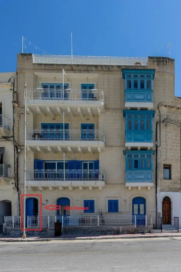 Modern Apt Kalkara Seafront! 0*,