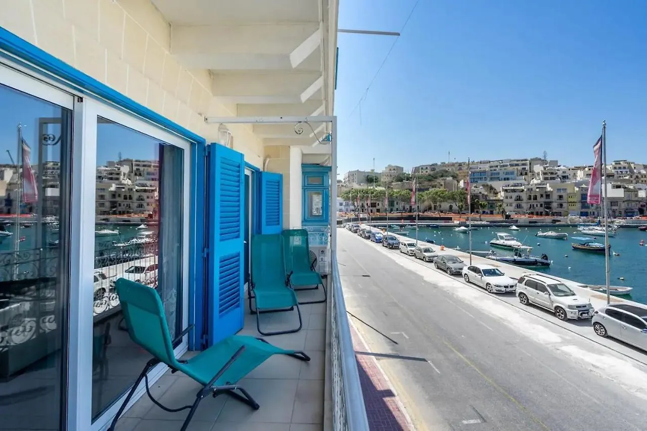Apartment Modern Apt Kalkara Seafront!