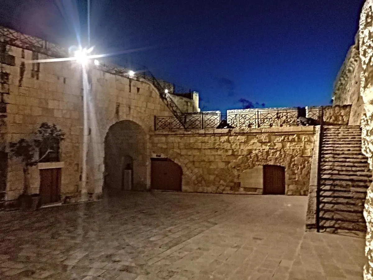 Apartment Modern Apt Kalkara Seafront! Malta